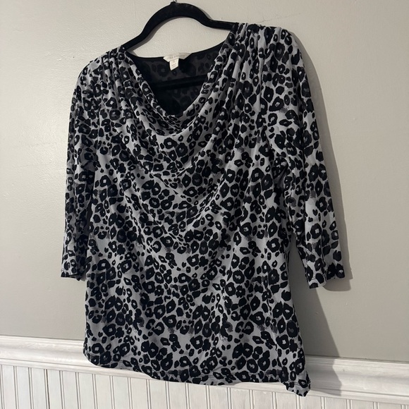 Laura Ashley | Leopard Print Draped Neck 3/4 Sleeve Blouse Size PL Petite L - Picture 2 of 5